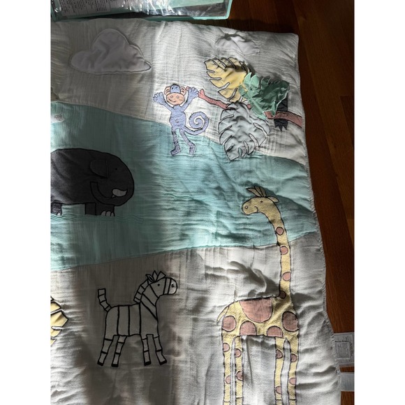 Aden and Anais Jungle Baby Bonding Mat - Picture 2 of 5